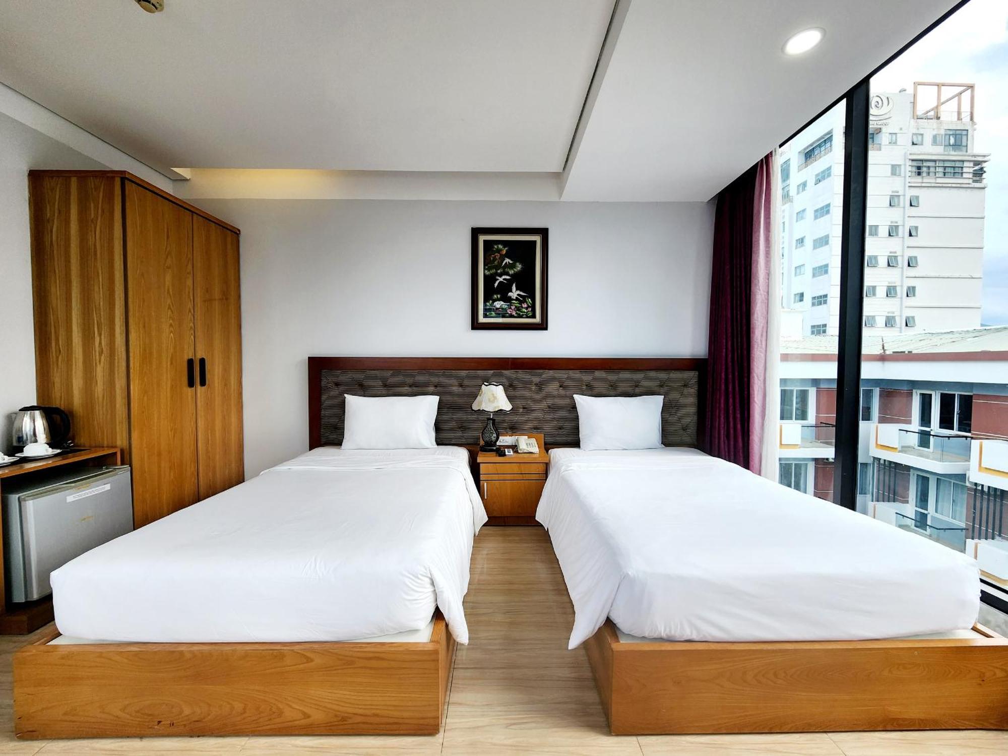 แฮปปี้ ไลท์ โฮเต็ล Hotel ญาจาง ภายนอก รูปภาพ