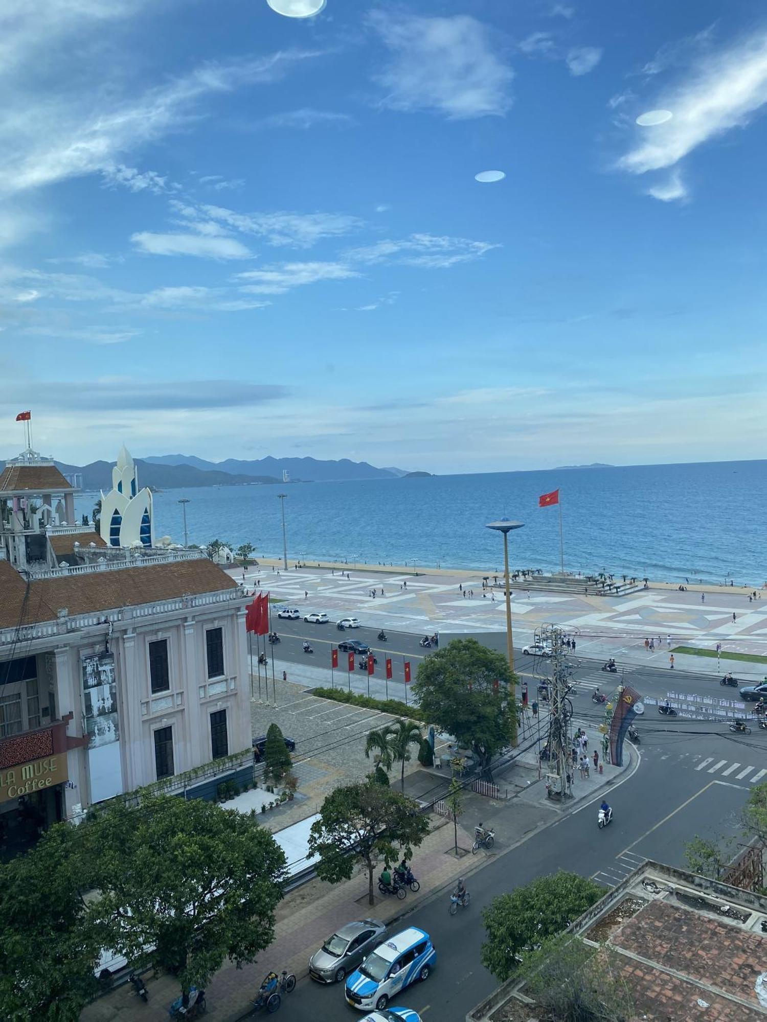 แฮปปี้ ไลท์ โฮเต็ล Hotel ญาจาง ภายนอก รูปภาพ