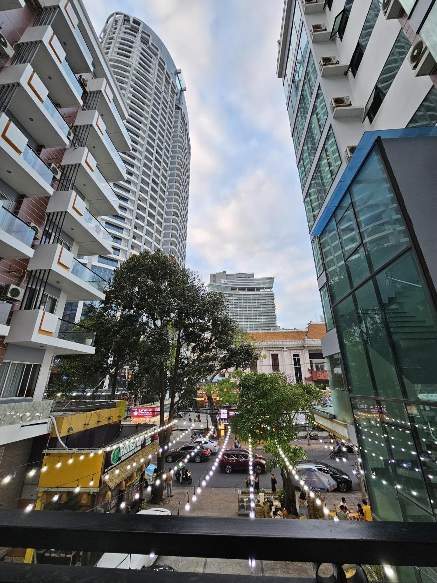แฮปปี้ ไลท์ โฮเต็ล Hotel ญาจาง ภายนอก รูปภาพ