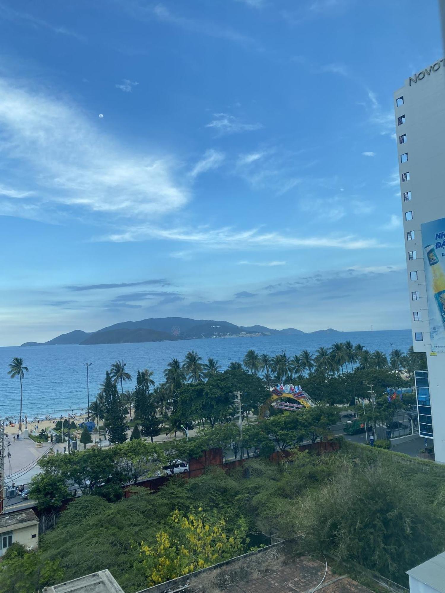 แฮปปี้ ไลท์ โฮเต็ล Hotel ญาจาง ภายนอก รูปภาพ